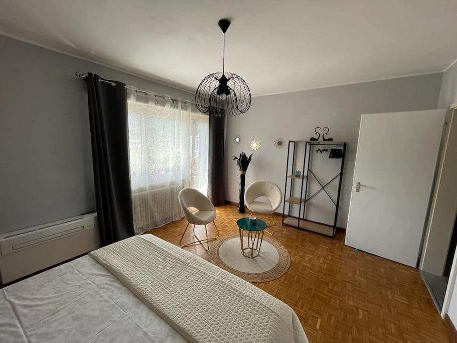 Charming Penthouse Near Como Lake Кьяссо Экстерьер фото
