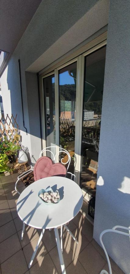 Charming Penthouse Near Como Lake Кьяссо Экстерьер фото